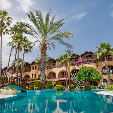 Club Tropical Beach Hotel Toslak Buitenkant foto