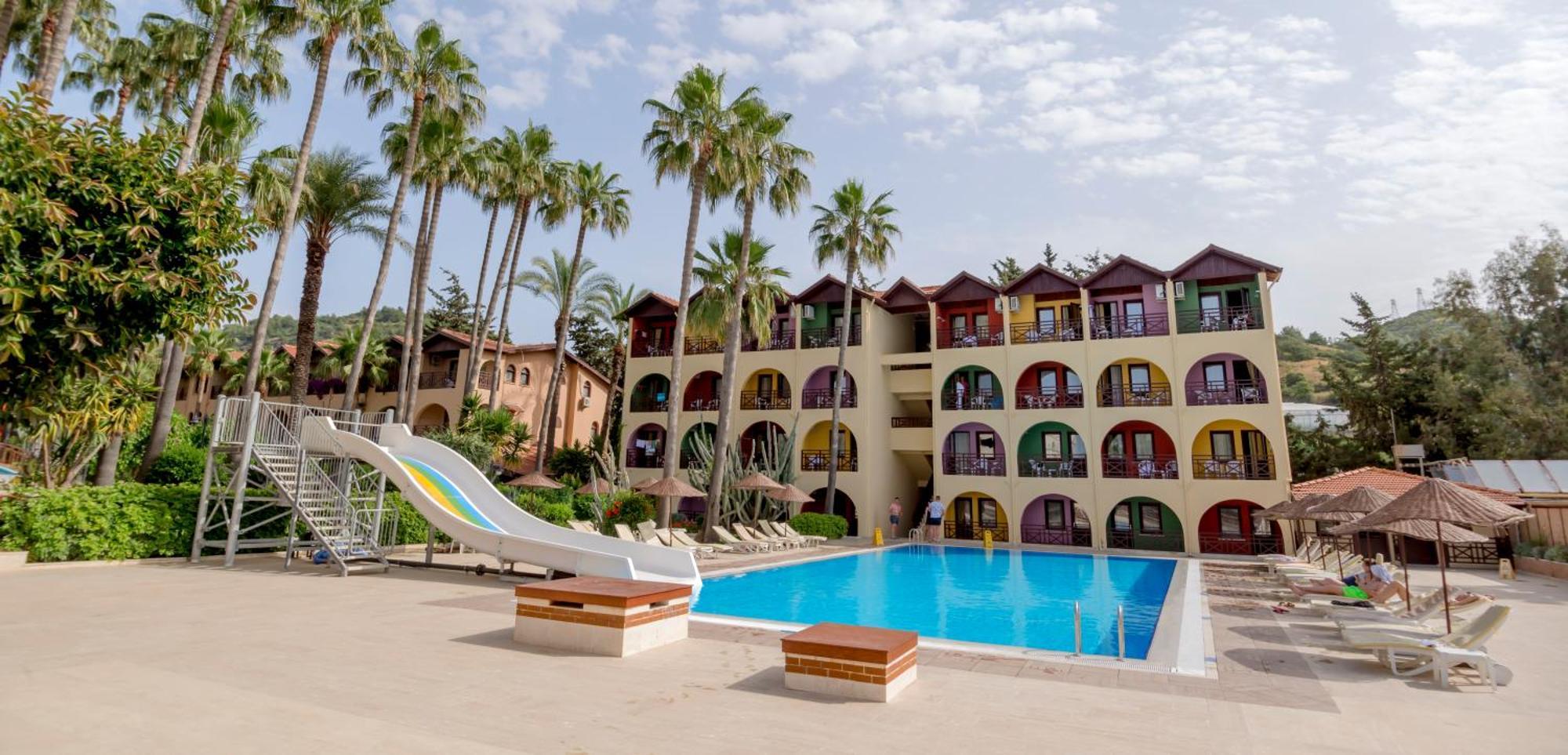 Club Tropical Beach Hotel Toslak Buitenkant foto