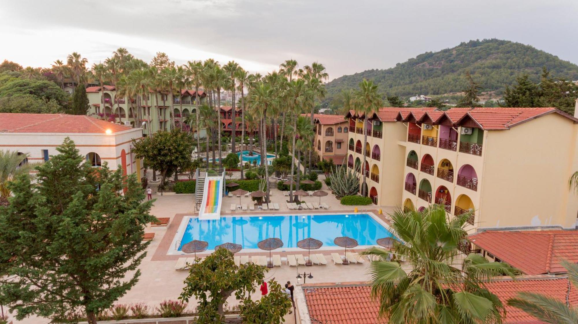 Club Tropical Beach Hotel Toslak Buitenkant foto